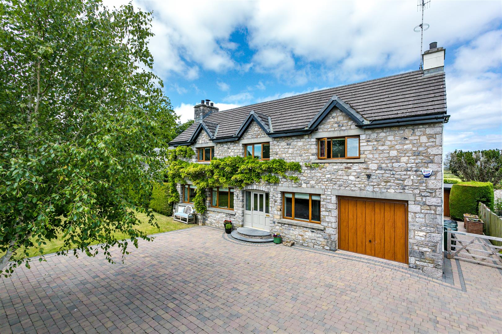 Glendavian, Dykes Lane, Yealand Conyers, Carnforth, LA5 9SN Matthews